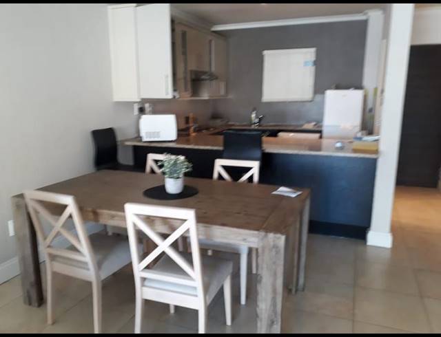 2 BEDROOM APARTMENT FOR SALE IN SEA POINT